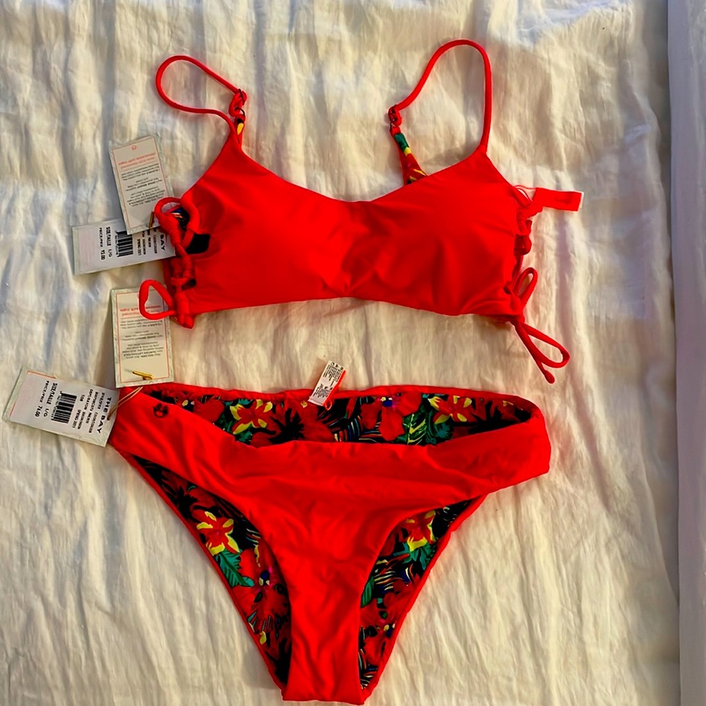 NWT Maaji reversible bikini Size L